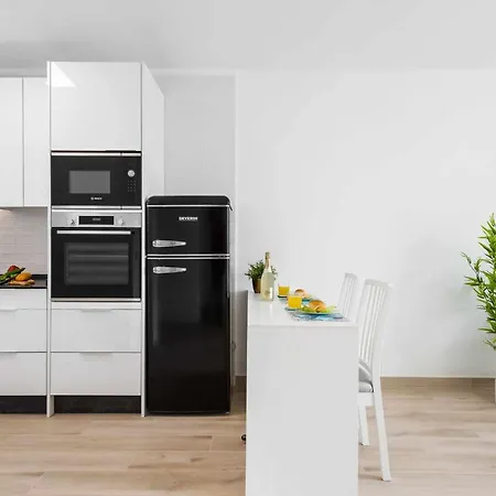 Vistas Cristianos By Welcome Tenerife * Los Cristianos (Tenerife)